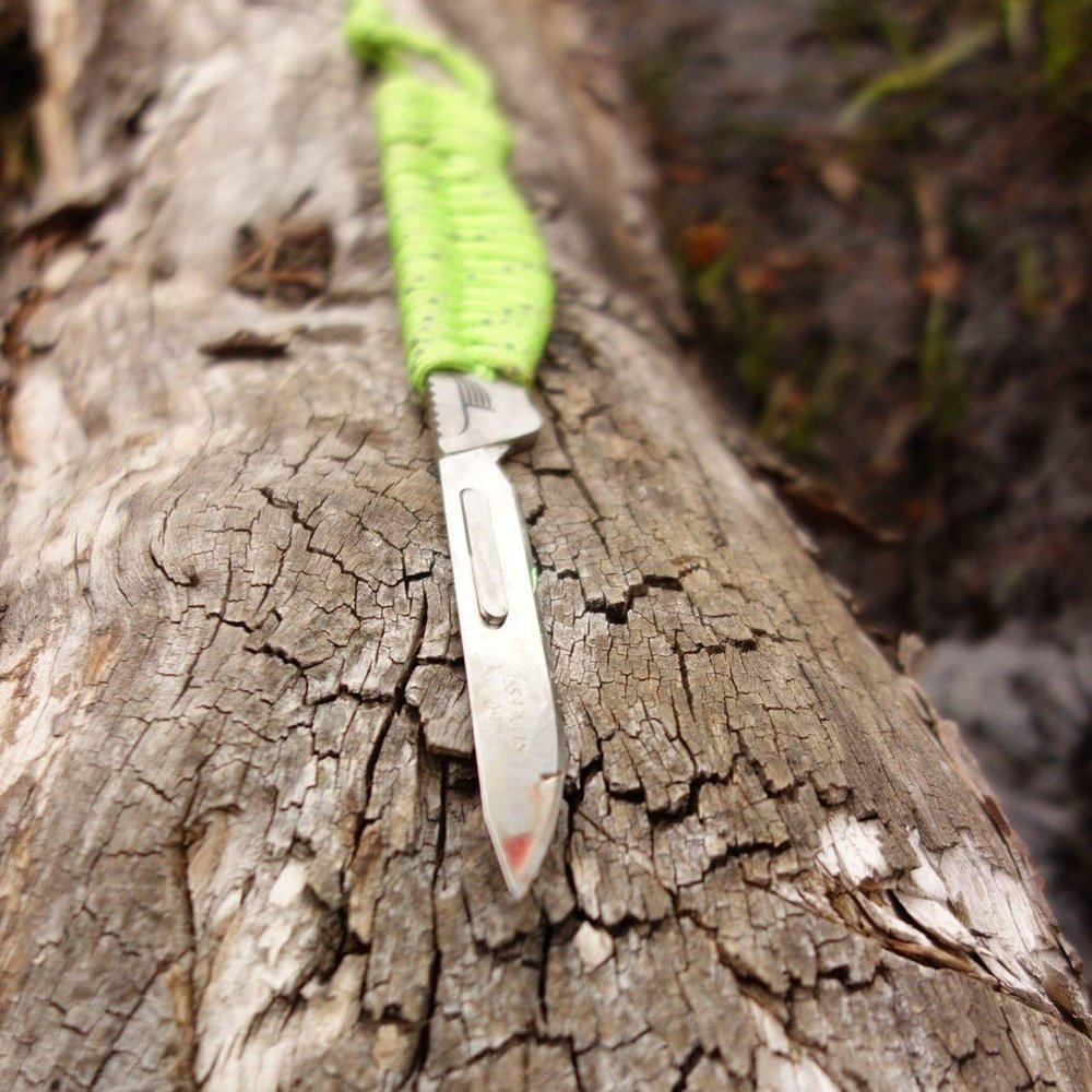 TYTO size 60 replacement blades on knife